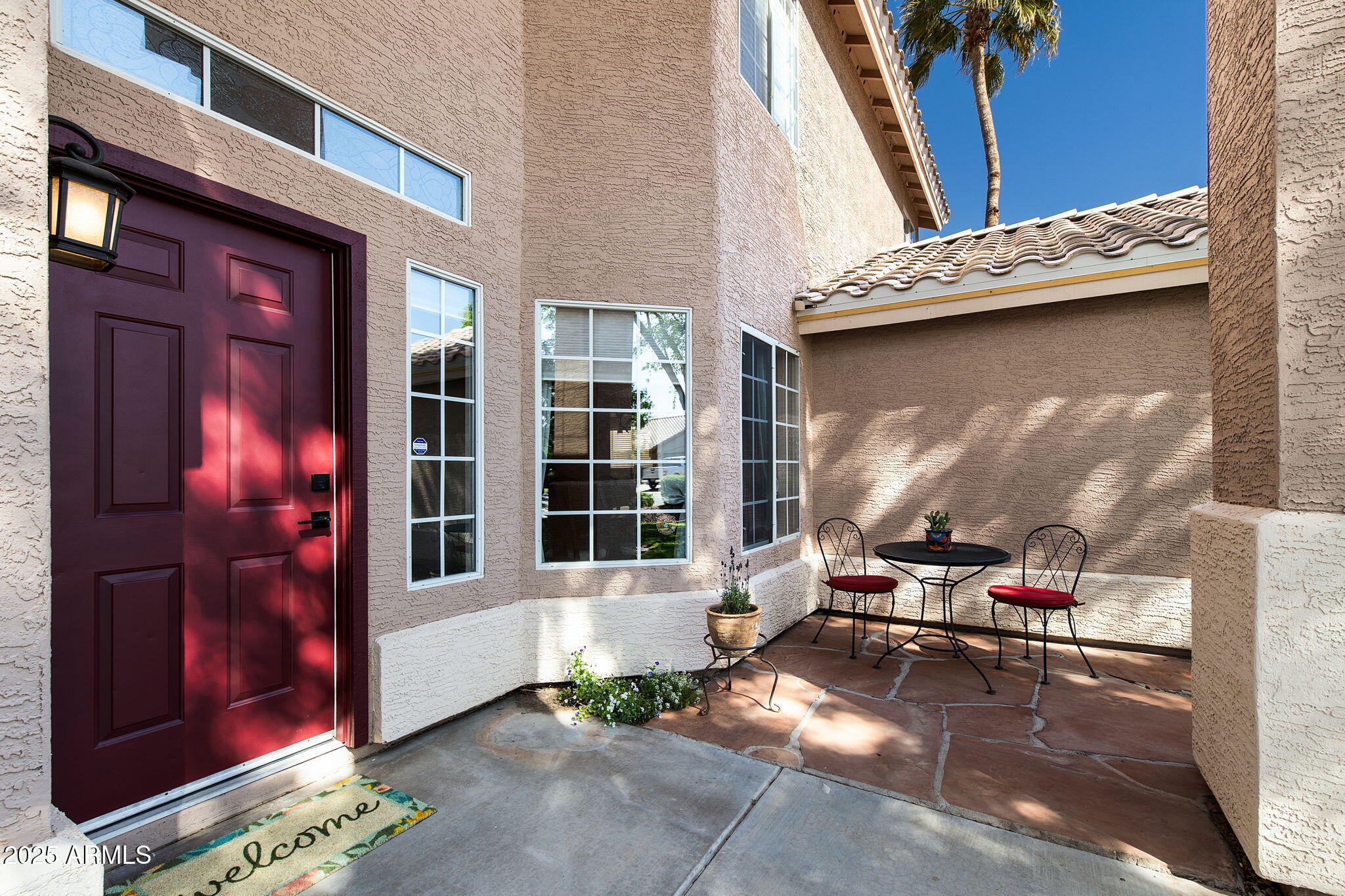 1381 N ALEXIS Drive