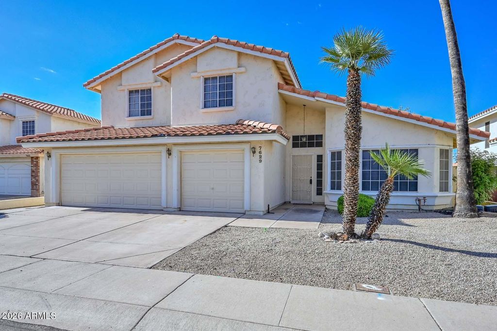 Photo of 7629 W Kristal Way, Glendale, AZ 85308 (MLS # 7027440)