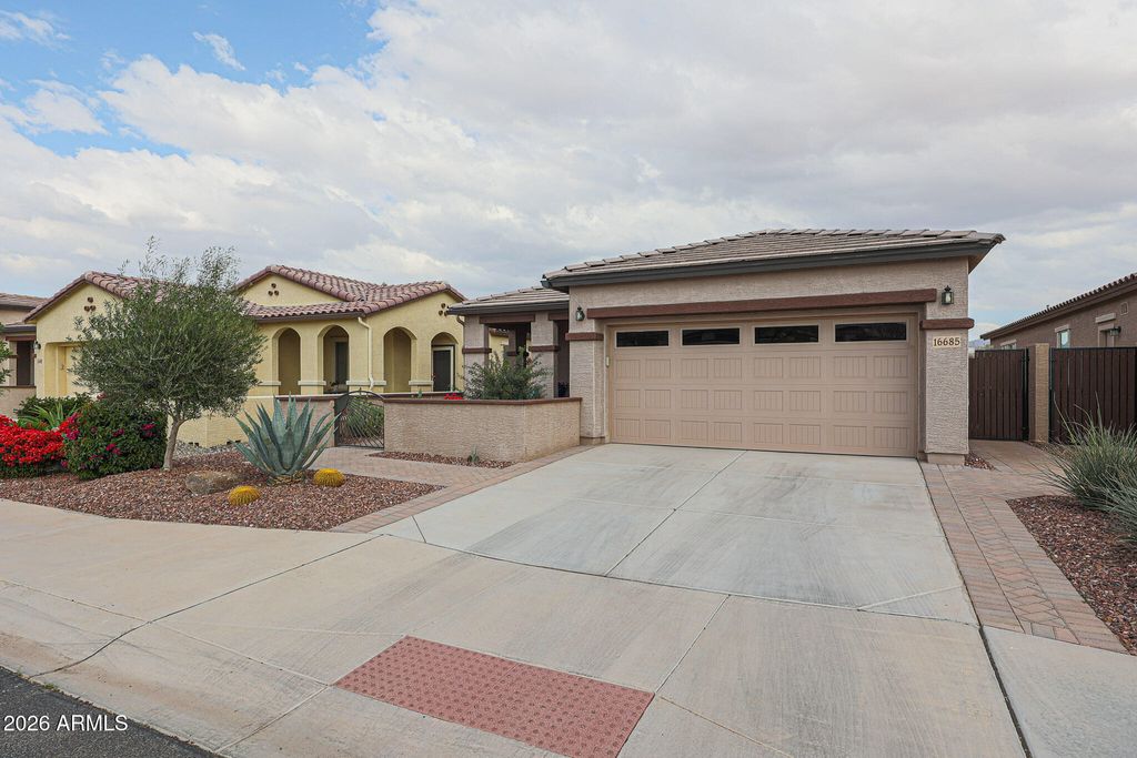 Photo of 16685 S 181st Drive, Goodyear, AZ 85338 (MLS # 6996477)