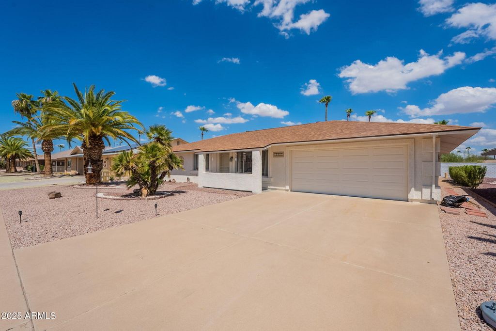 Photo of 18007 N 129th Avenue, Sun City West, AZ 85375 (MLS # 6919479)