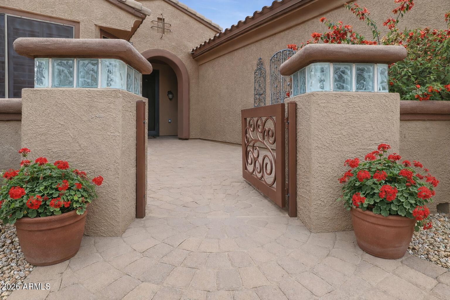 16305 W BRIDAL VEIL Lane