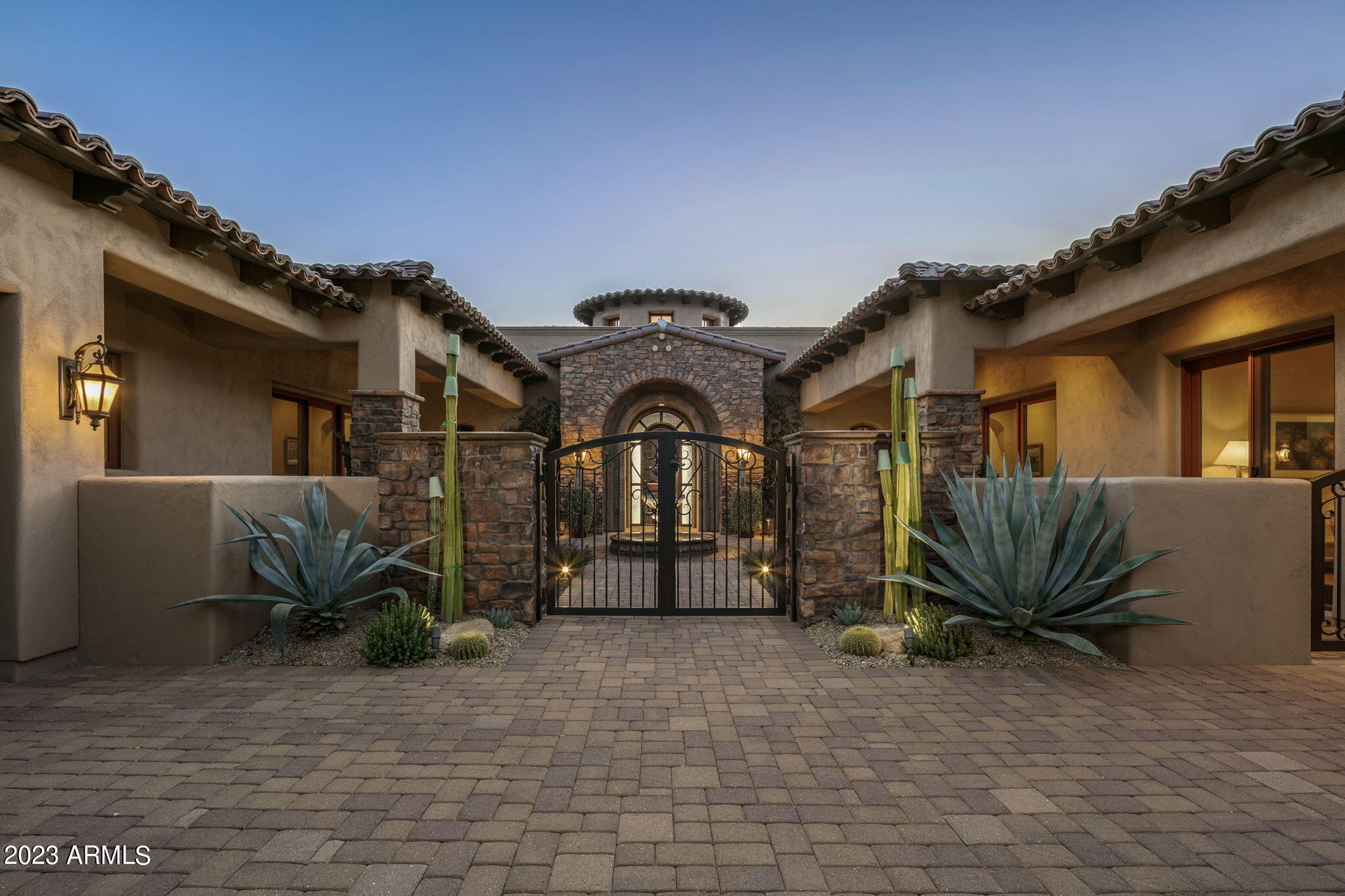 Mirabel Club - Residential