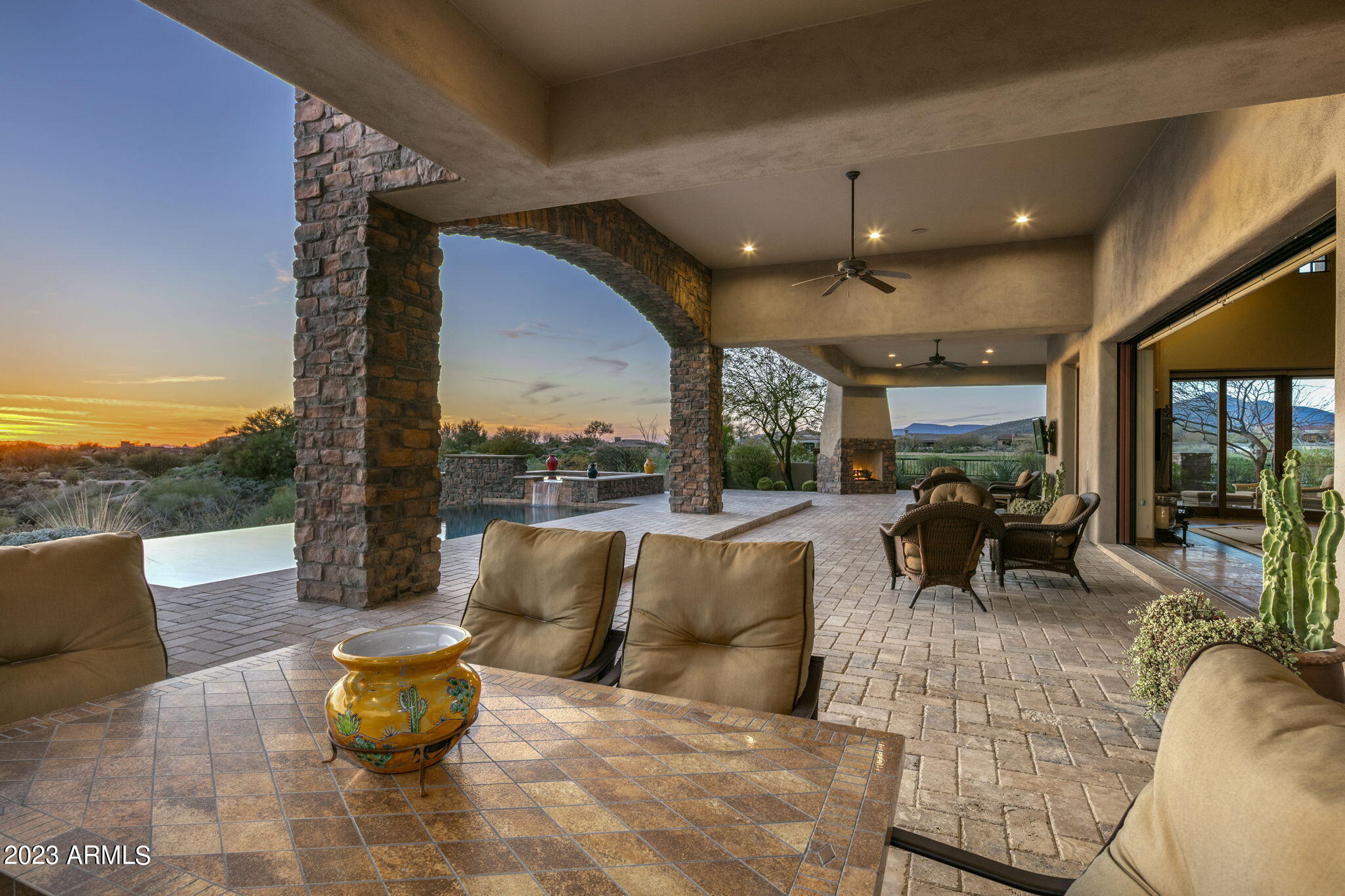 Mirabel Club - Residential