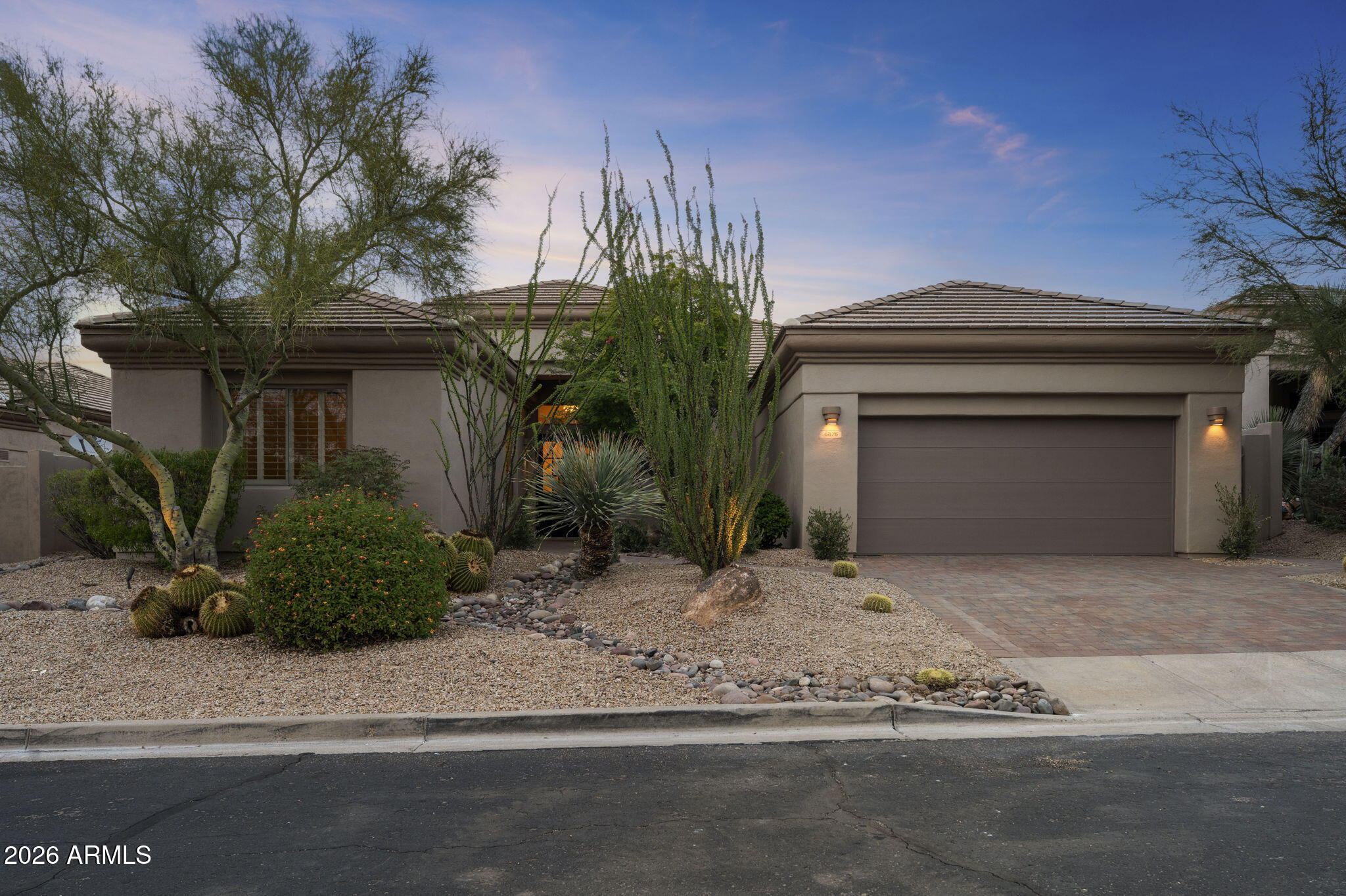 6876 E MIGHTY SAGUARO Way