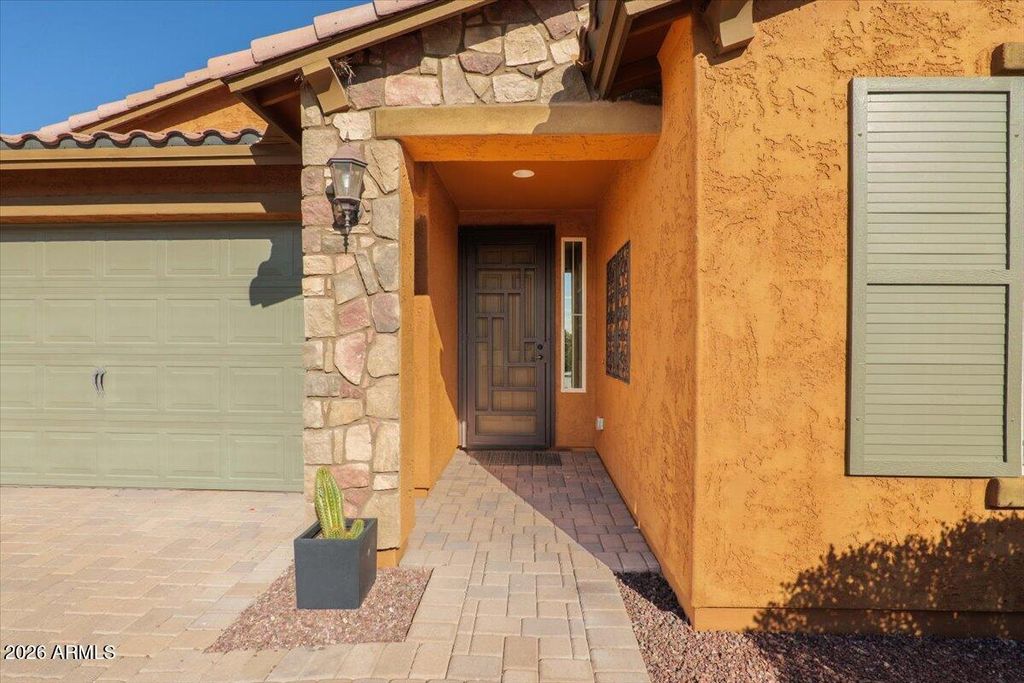 Photo of 2520 W Moura Drive, Phoenix, AZ 85085 (MLS # 6973485)