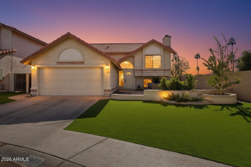 Photo of 1255 W Sea Shell Drive, Gilbert, AZ 85233 (MLS # 6957578)