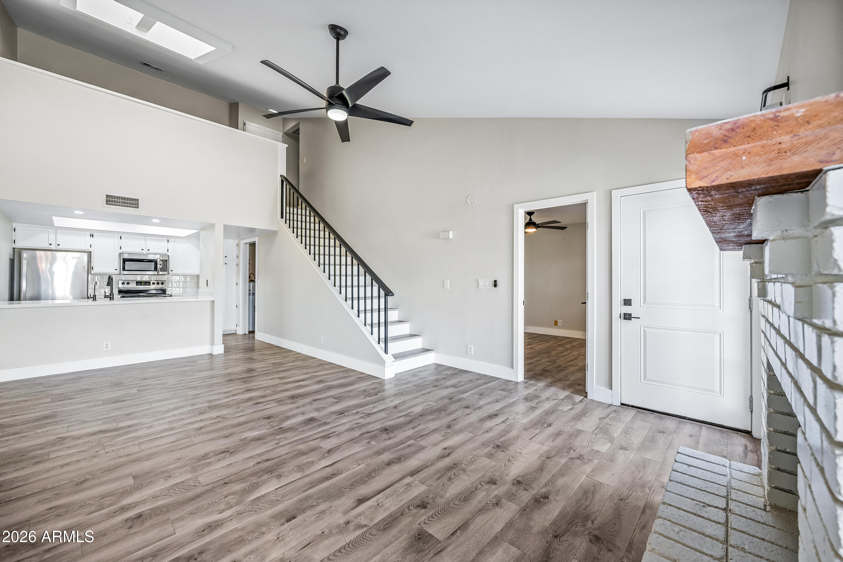 633 W SOUTHERN Avenue 1117