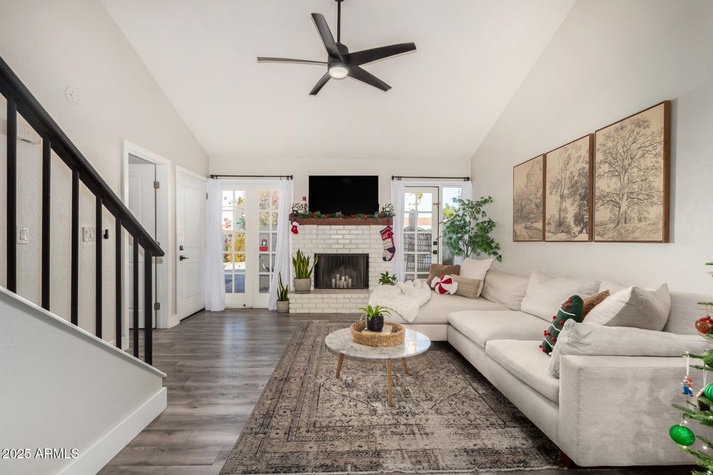 Photo of 633 W Southern Avenue #1117, Tempe, AZ 85282 (MLS # 6956700)