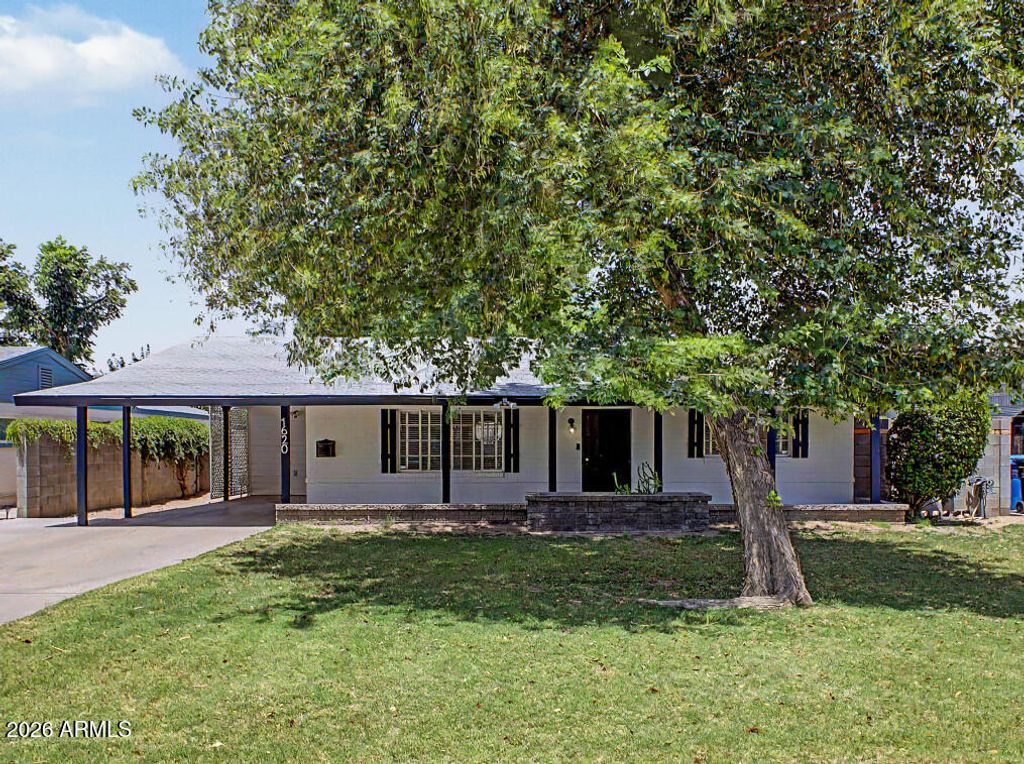 Photo of 1620 E Rancho Drive, Phoenix, AZ 85016 (MLS # 7032106)