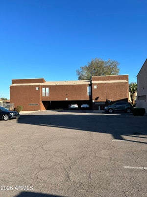 2652 E OAKLEAF DR, TEMPE, AZ 85288 - Image 0aa84c03907a4e82a8a73a5121b4ad6c/3879142733