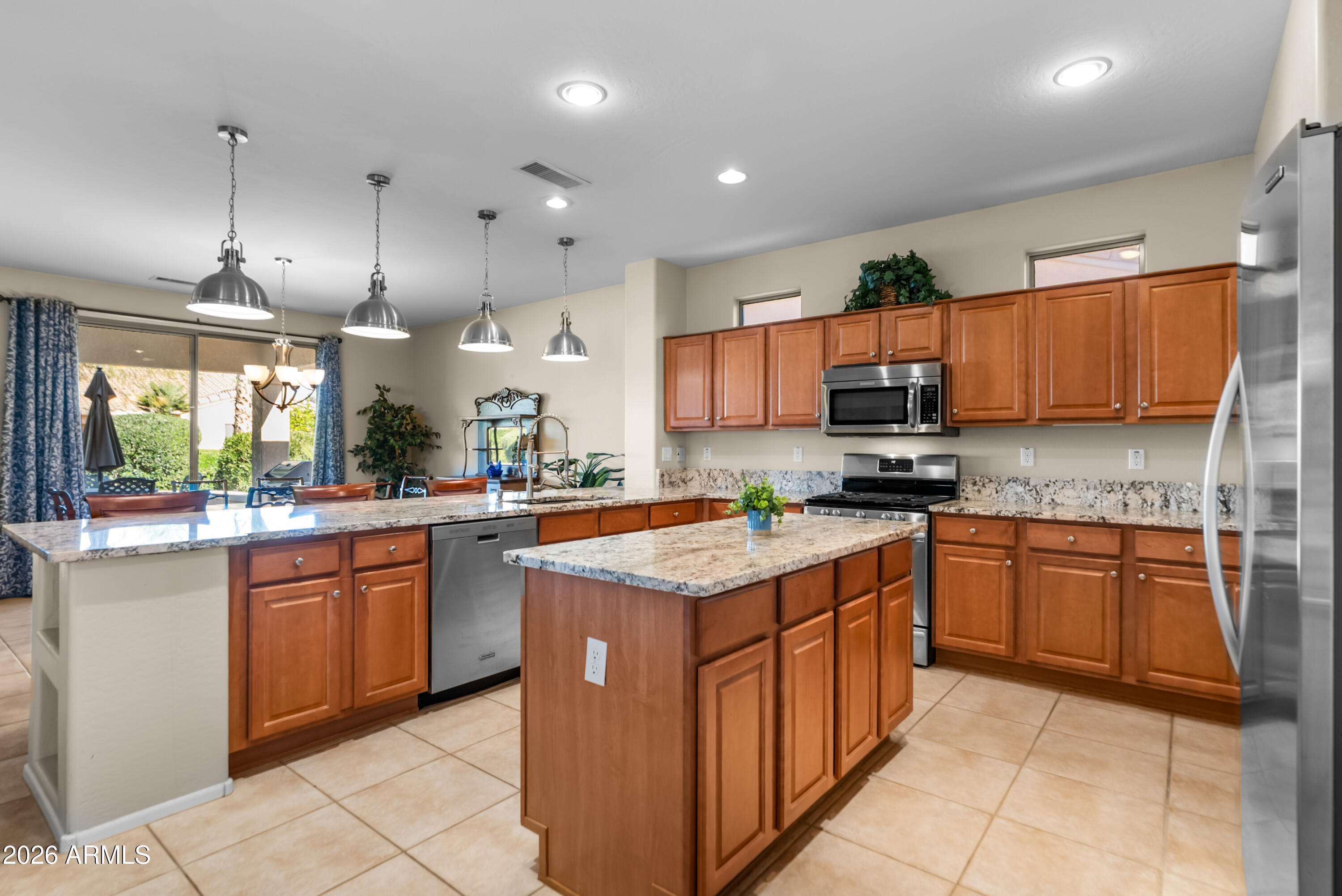 17372 W HERMOSA Drive