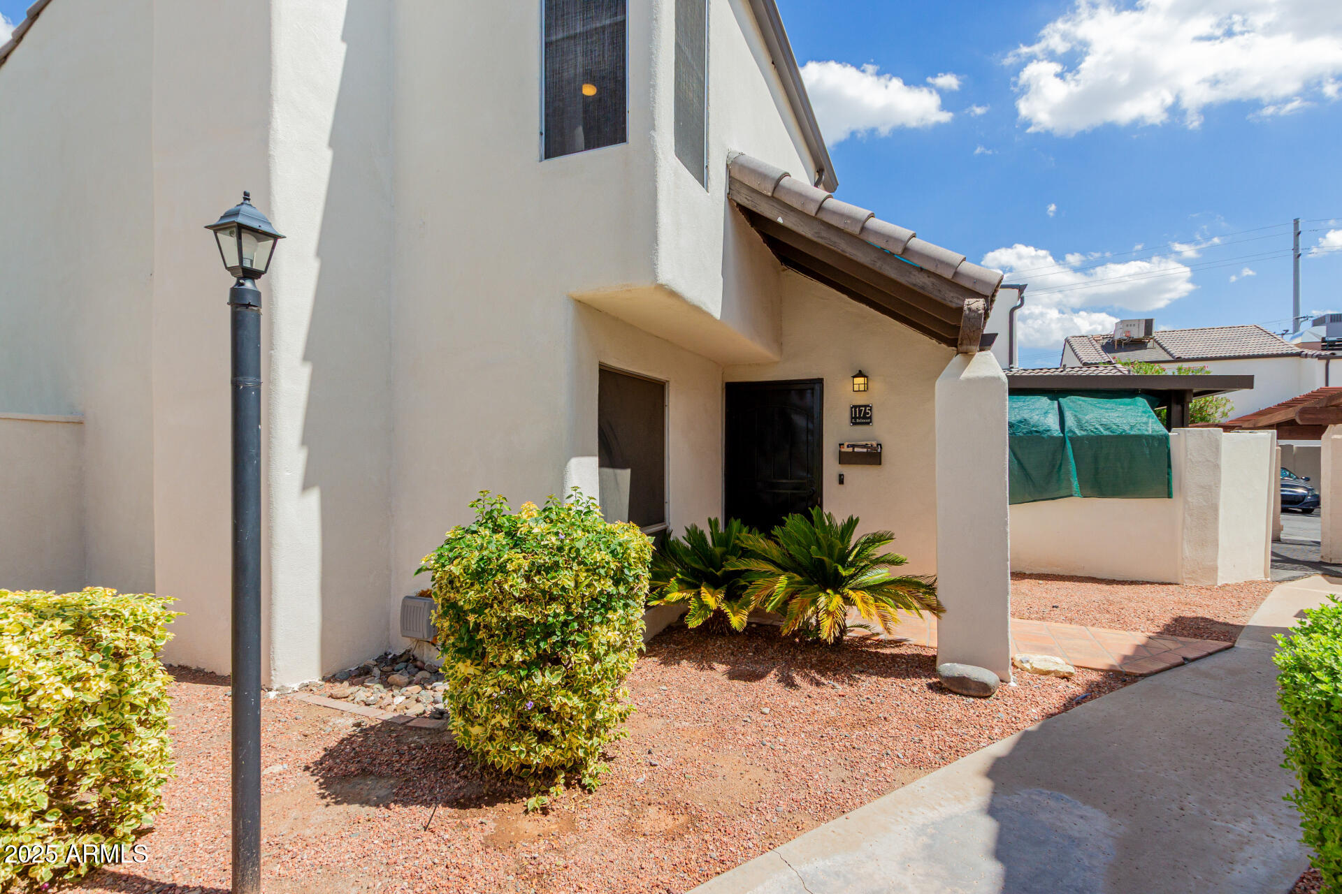 1175 E BELMONT Avenue