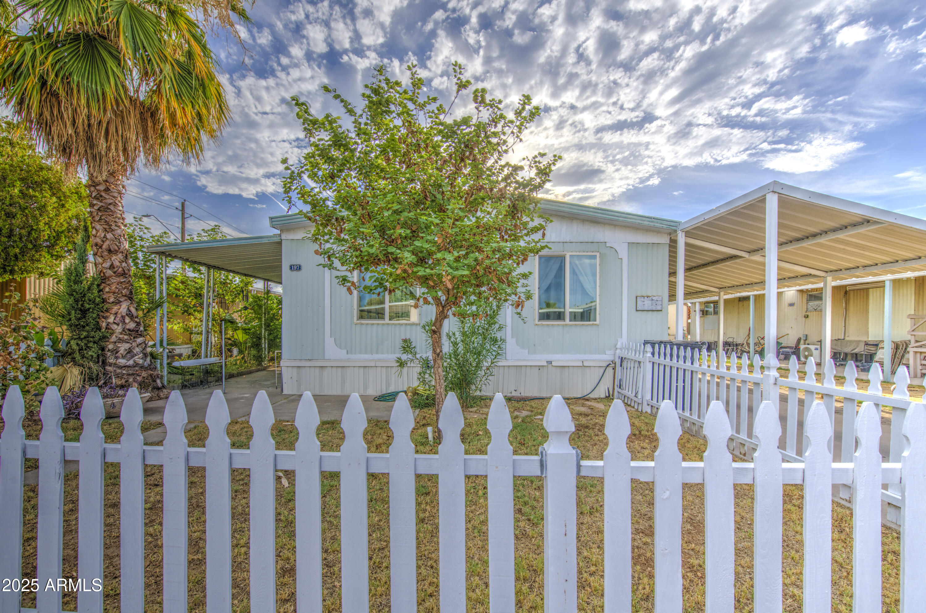 15601 N 19th Avenue 197