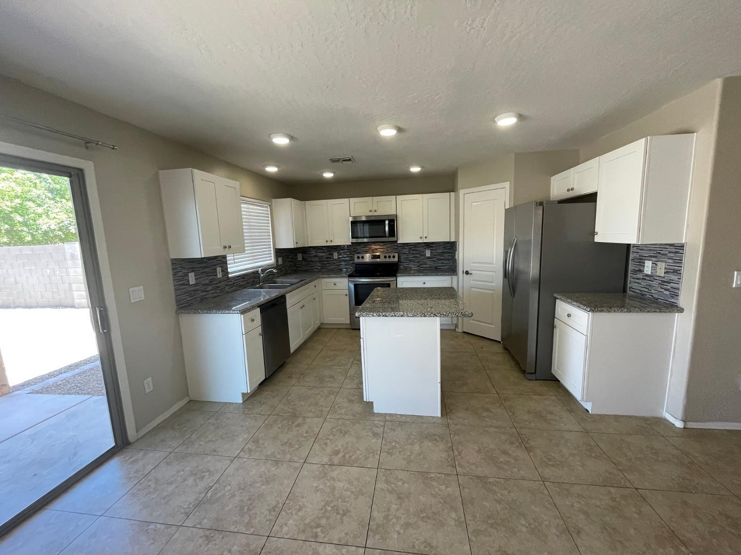 1818 W Desert Seasons Drive