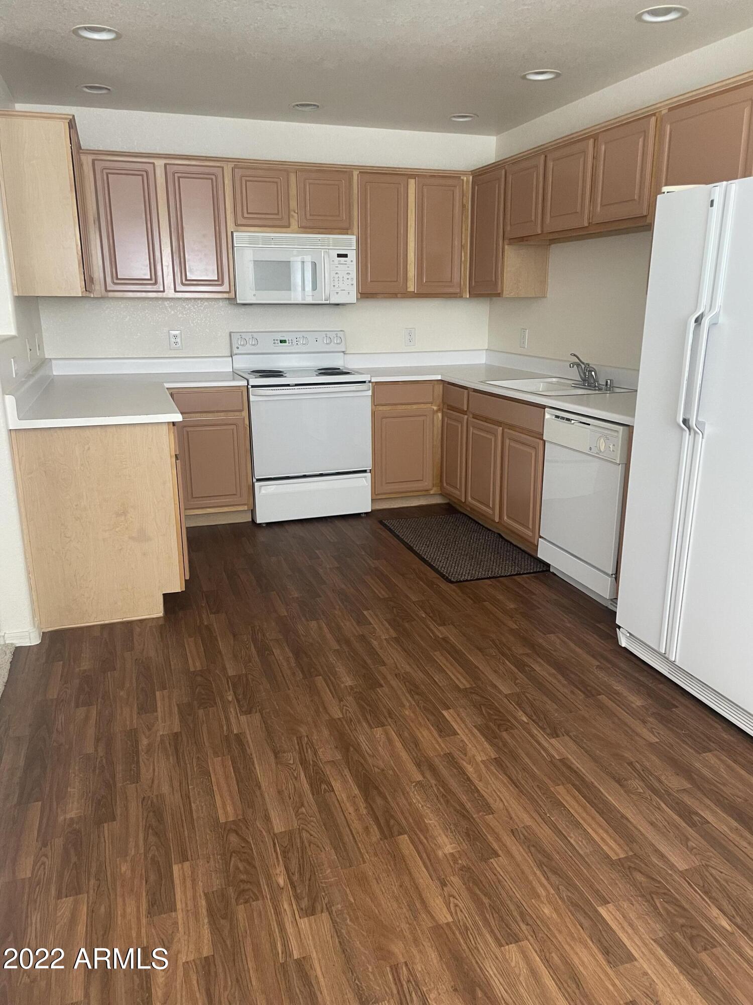 15225 N 100th Street Unit 2200