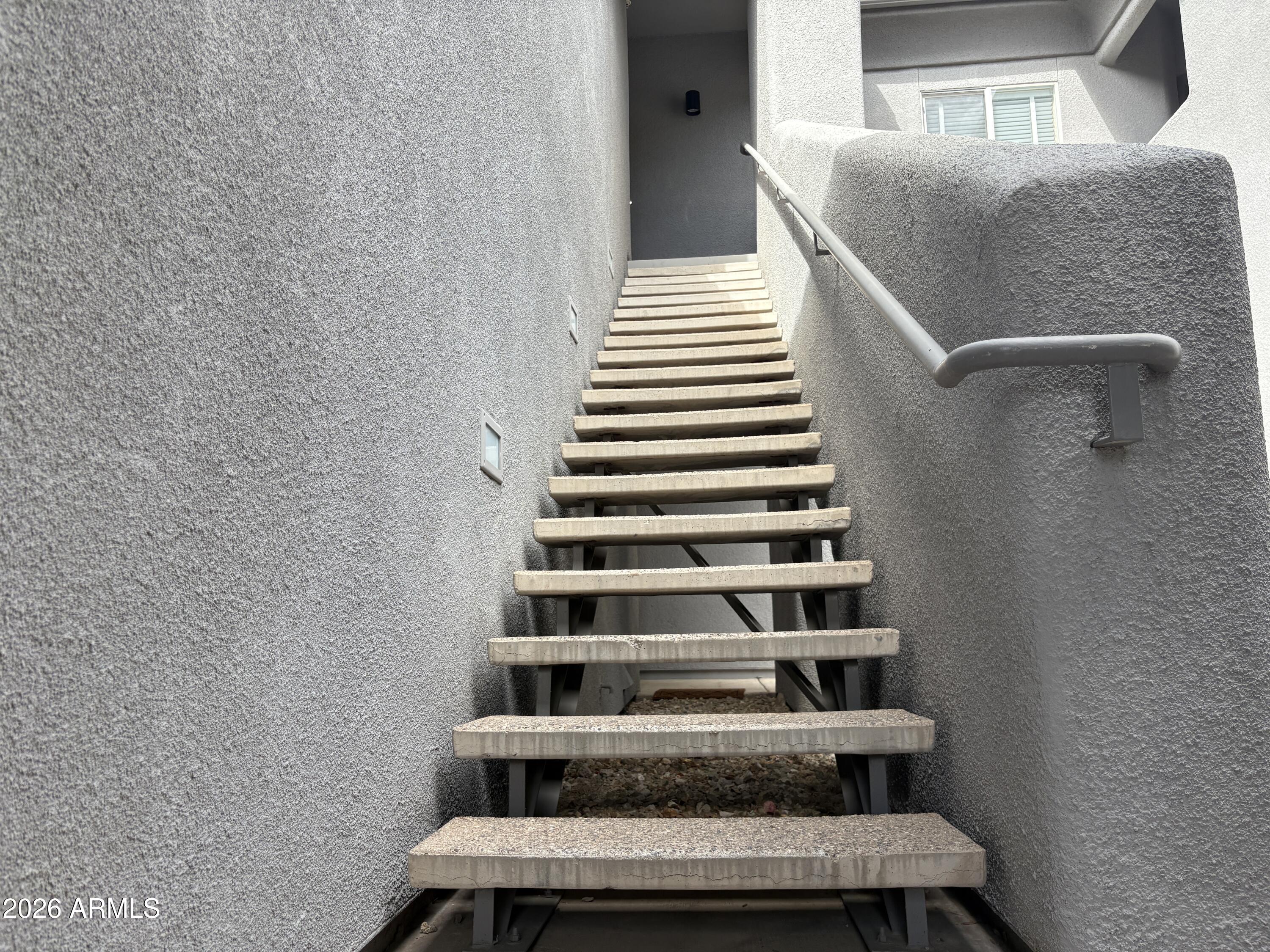 7401 W ARROWHEAD CLUBHOUSE Drive 2071