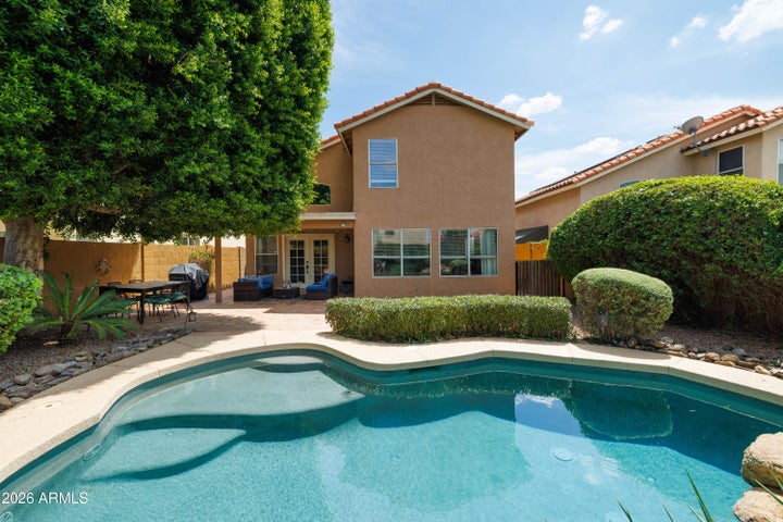 Photo 1 of 30 — 1306 E HELENA Drive, Phoenix, AZ 85022