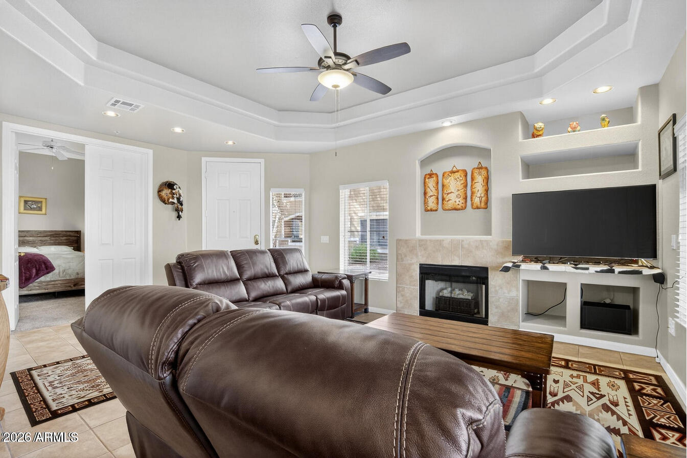 8245 E Bell Road 121