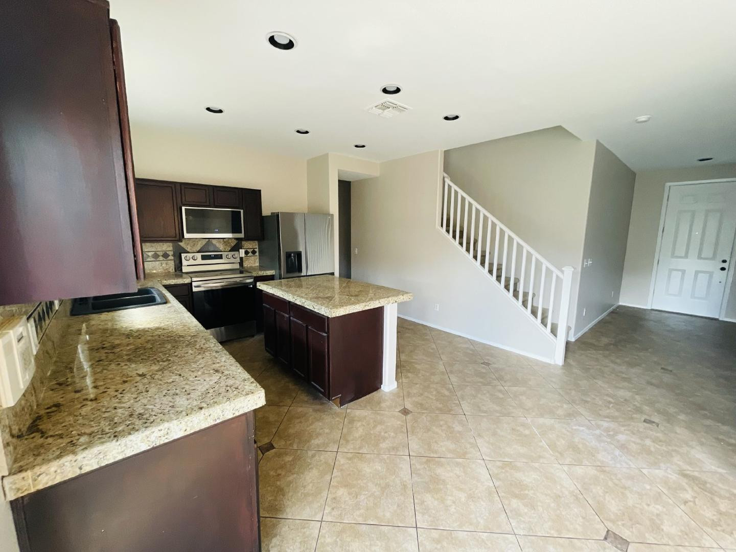 45811 W Amsterdam Road