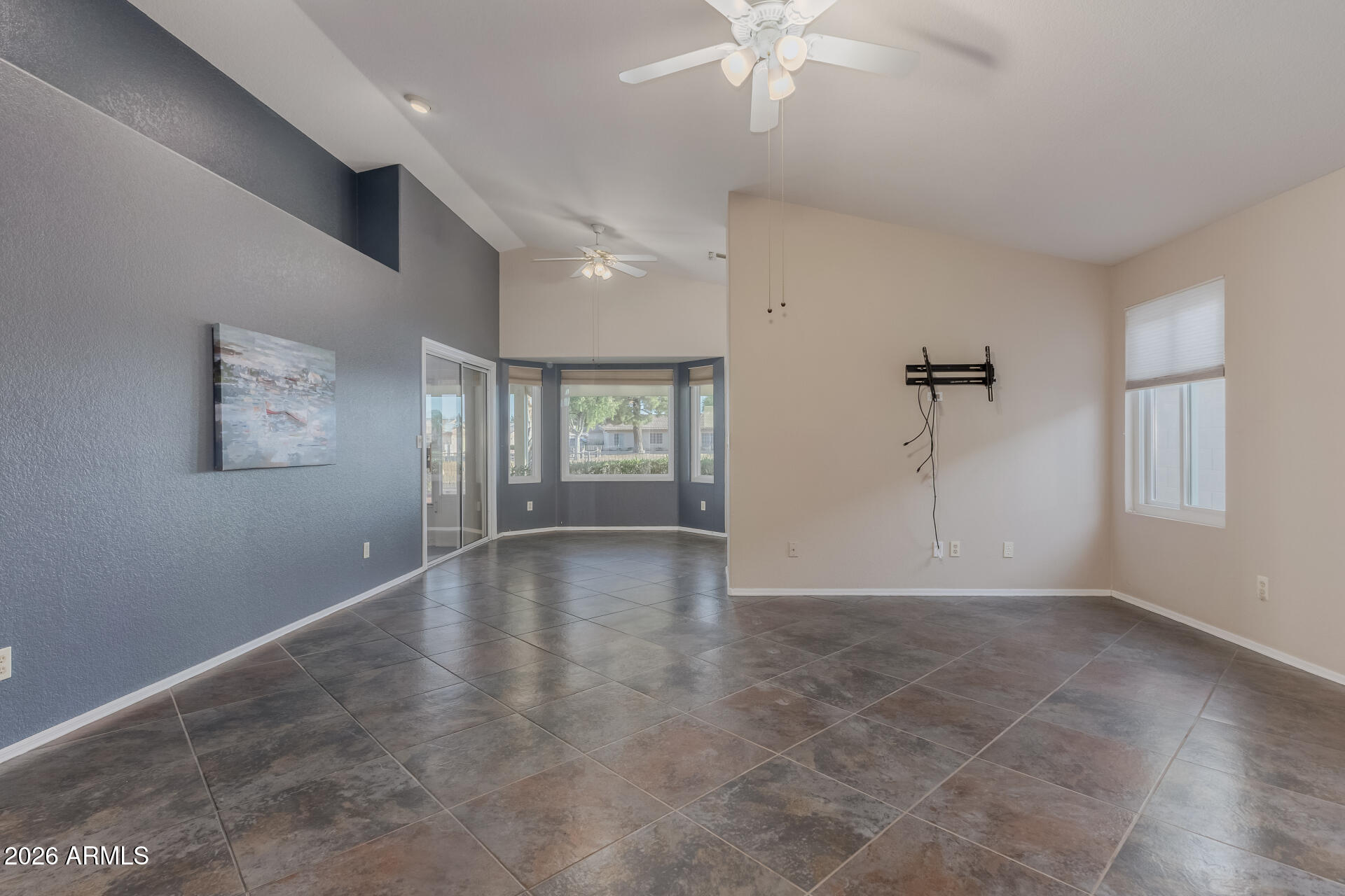 10633 W RUNION Drive