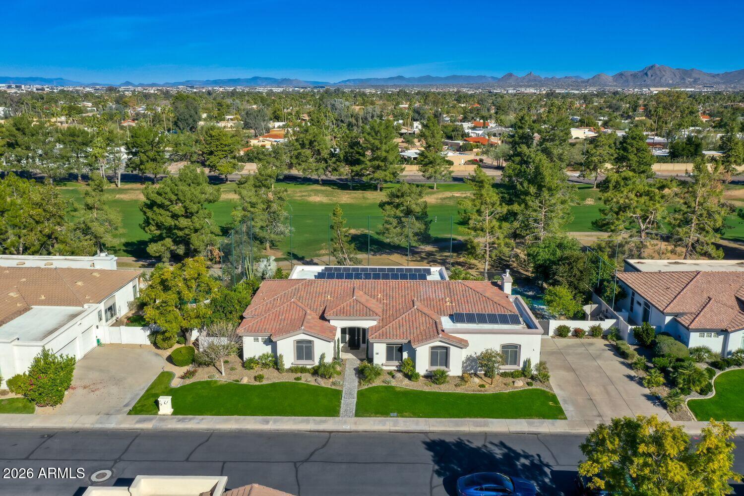 8306 E SUNNYSIDE Drive