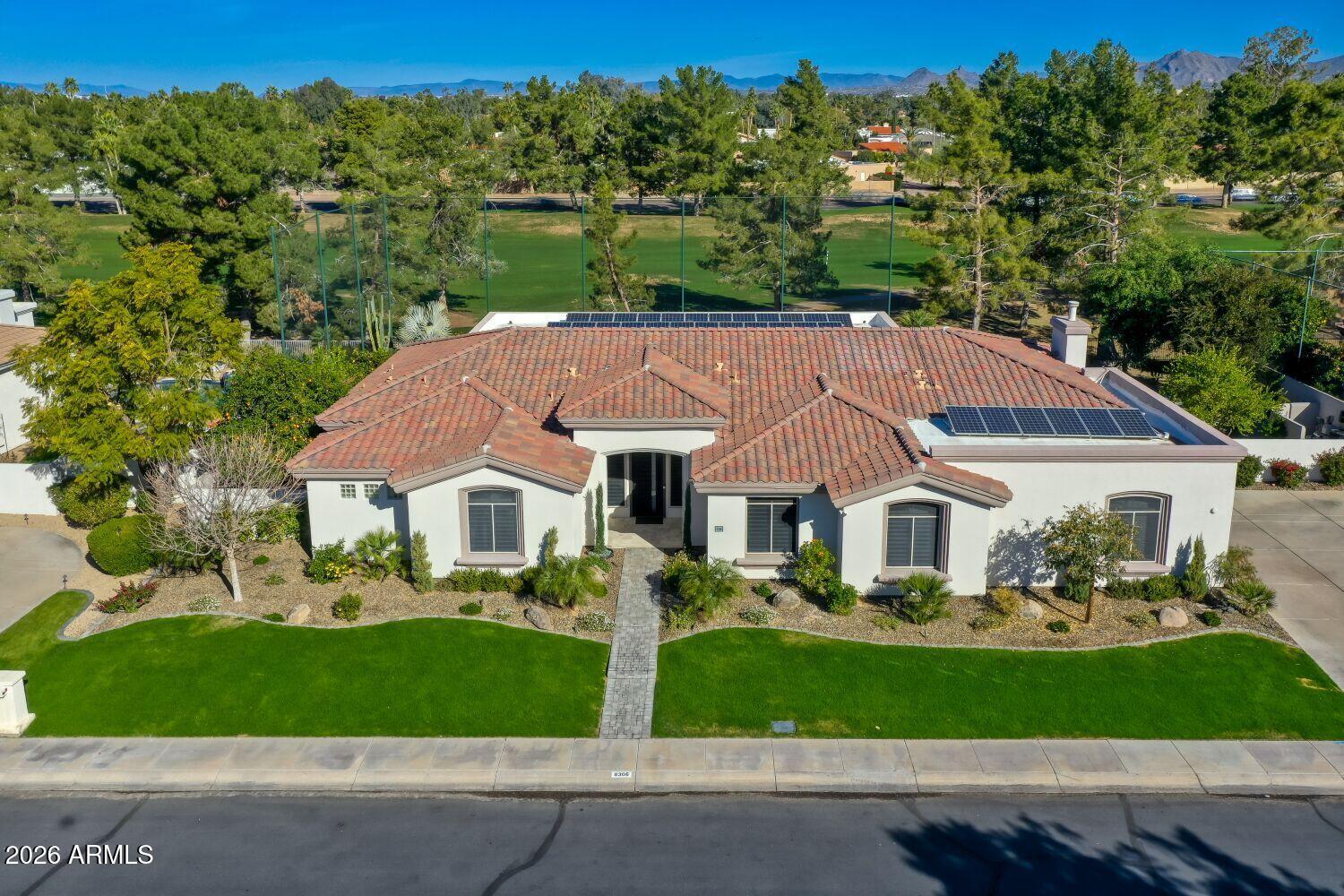 8306 E SUNNYSIDE Drive