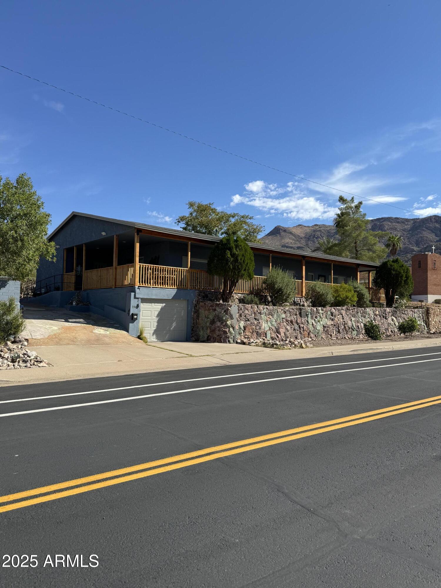 514 W MAIN Street