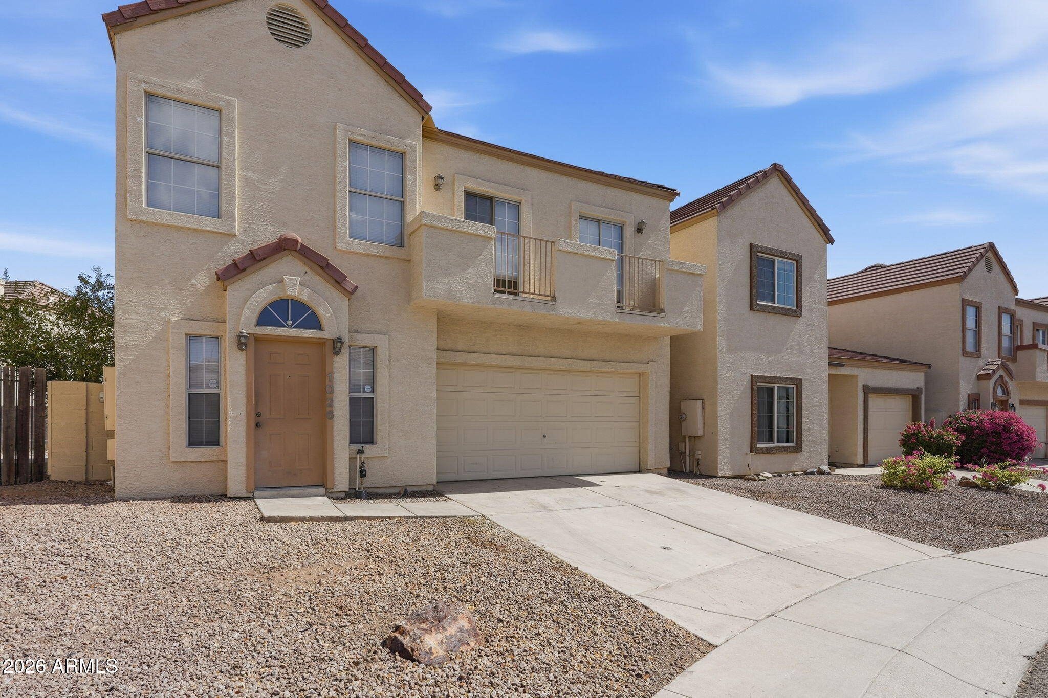 1026 W LIBRA Drive