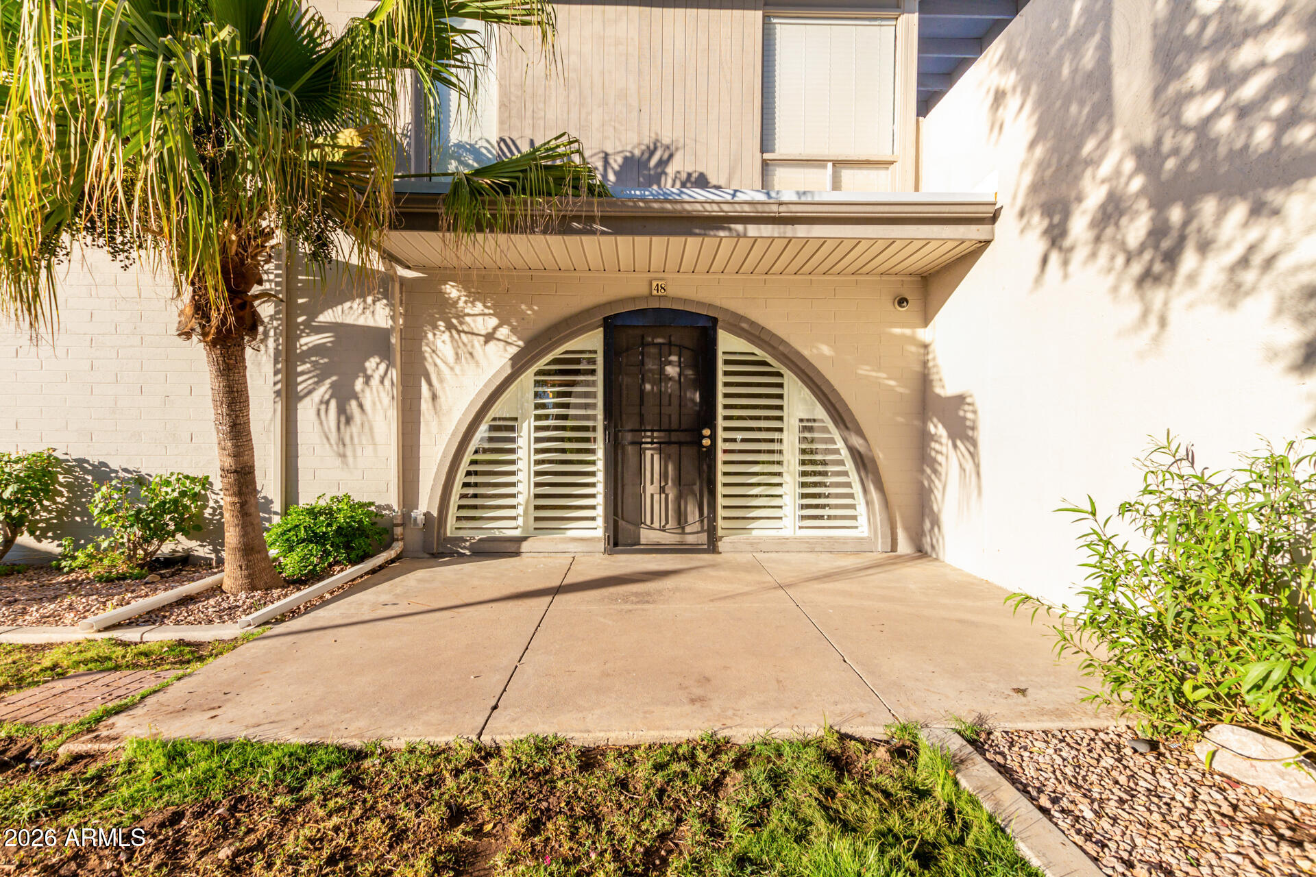 4114 E CALLE REDONDA -- 48