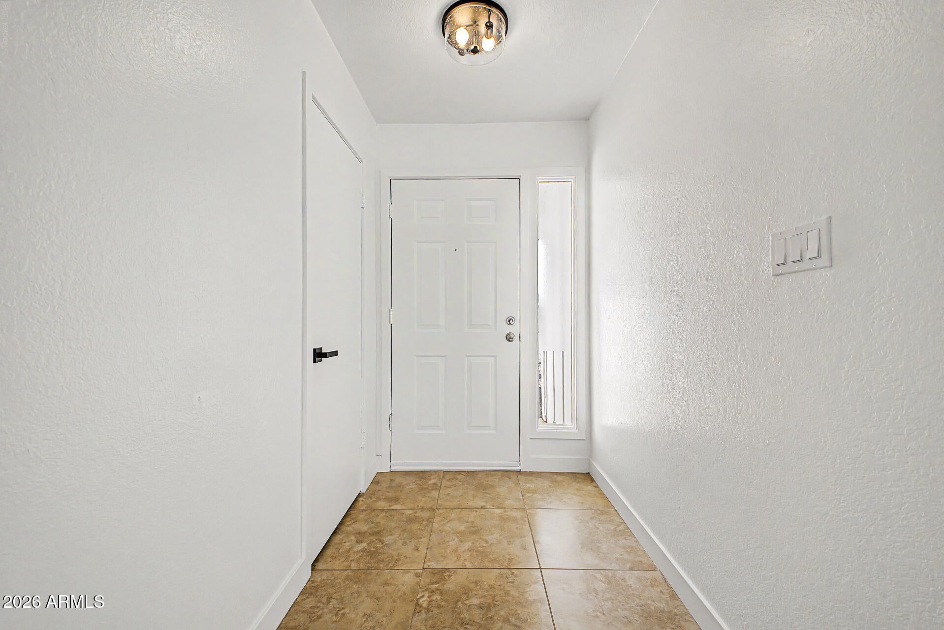 2910 W SANDRA Terrace