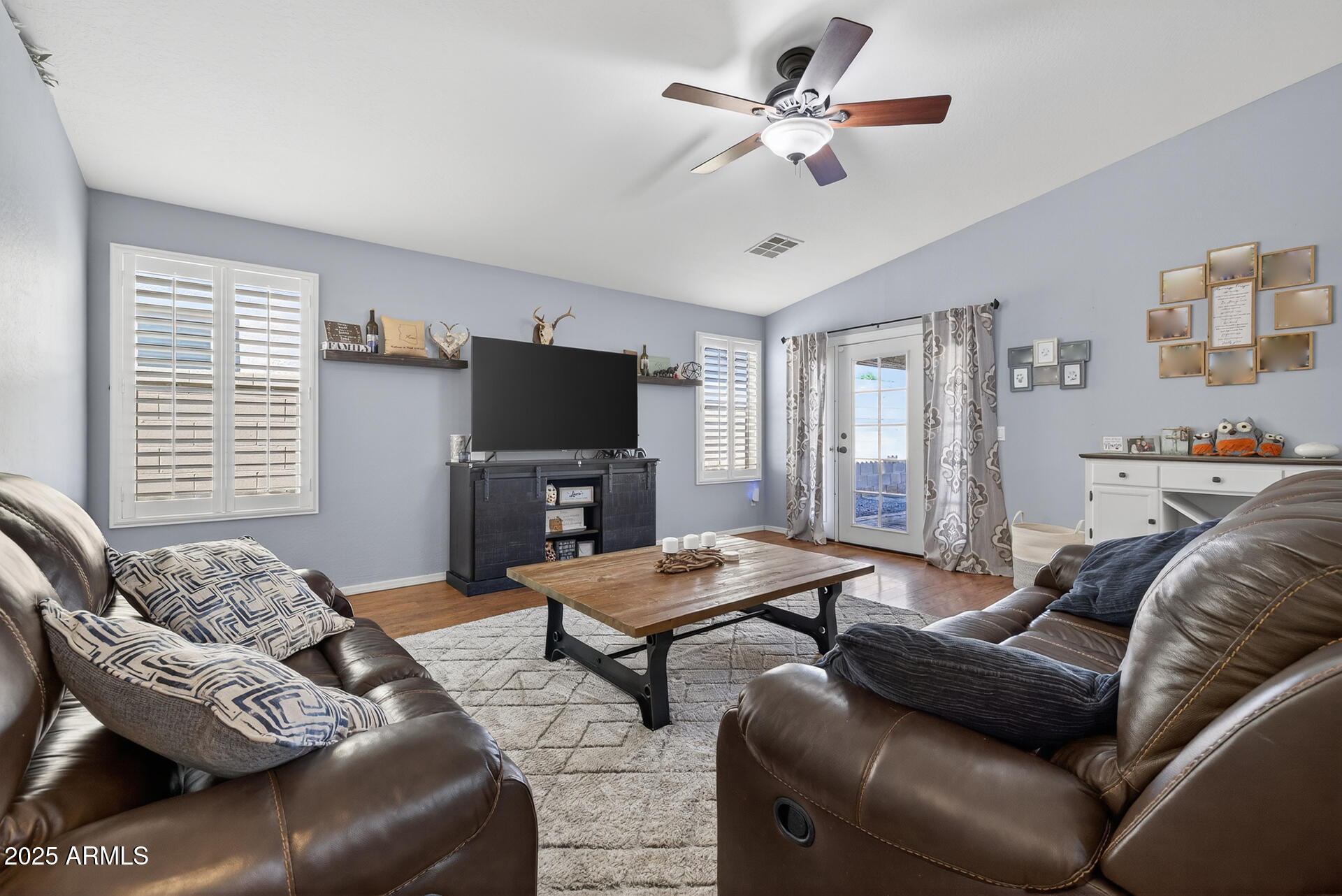 3826 W GOLDMINE MOUNTAIN Drive