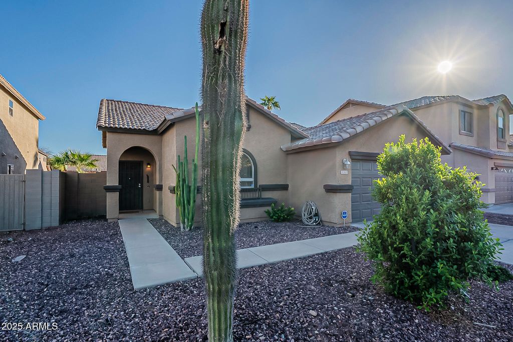 Photo of 15057 W Fillmore Street, Goodyear, AZ 85338 (MLS # 6927426)