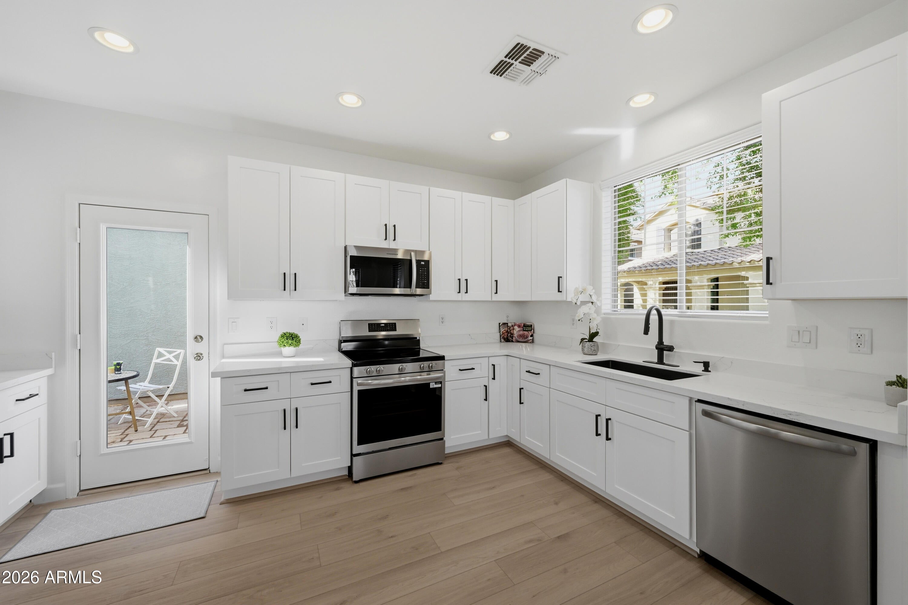 3912 S NAPA Lane