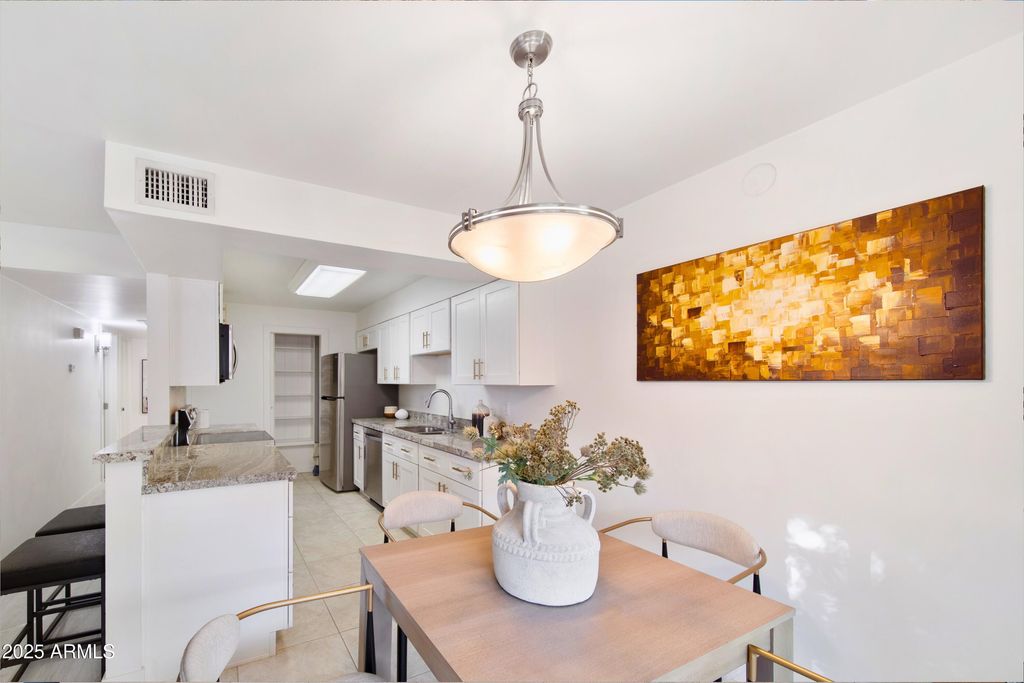 Photo of 4917 N 73rd Street #9, Scottsdale, AZ 85251 (MLS # 6949563)