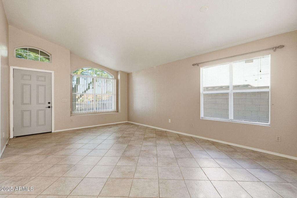 Photo of 409 S Cholla Street, Gilbert, AZ 85233 (MLS # 6957064)