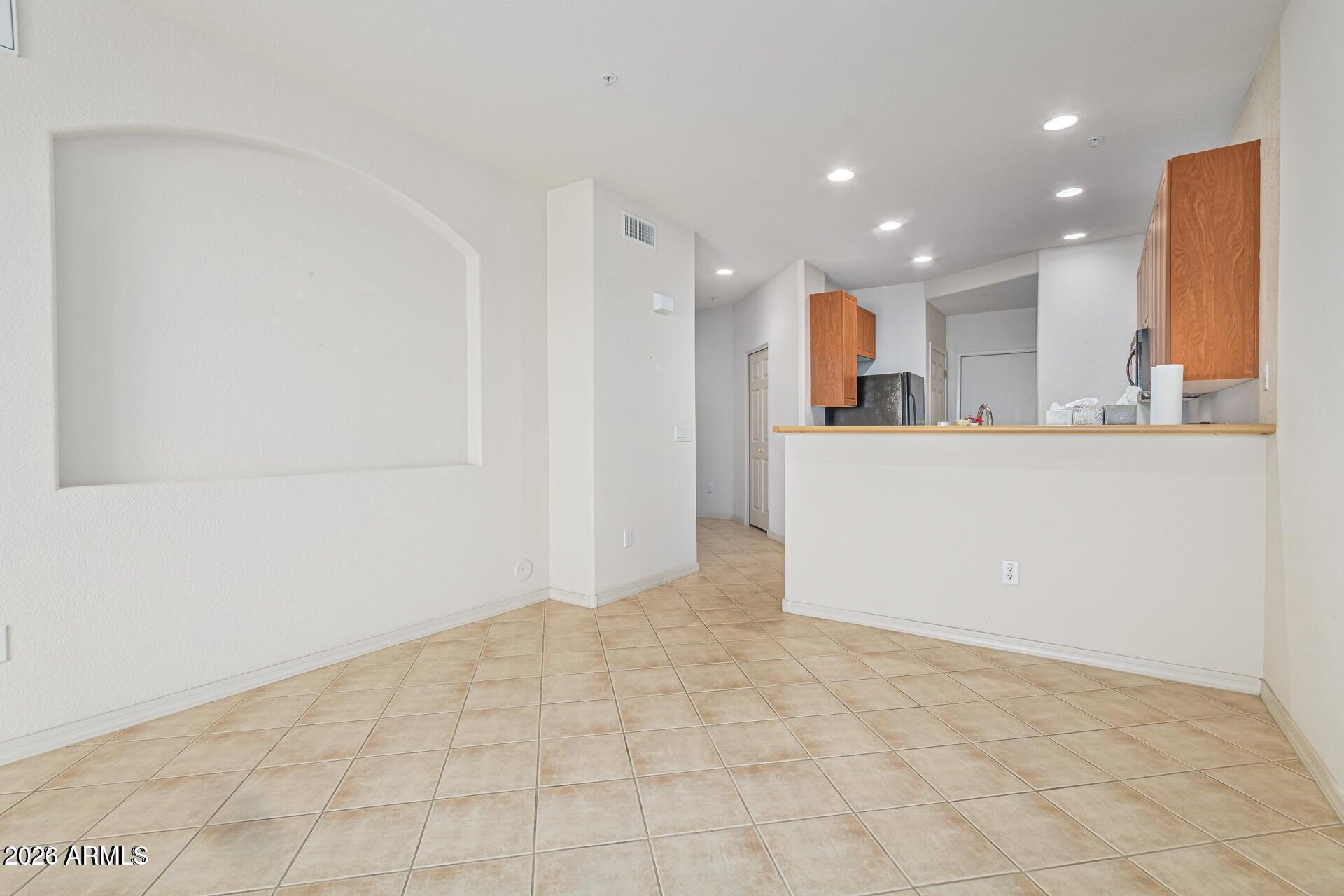 6535 E SUPERSTITION SPRINGS Boulevard 127