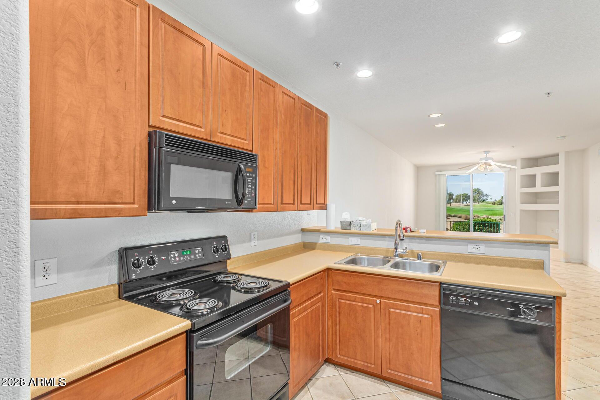 6535 E SUPERSTITION SPRINGS Boulevard 127