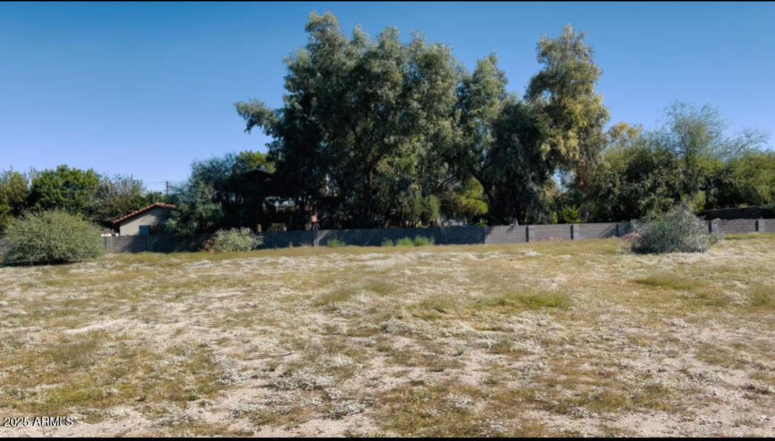 736 W HARWELL Road -