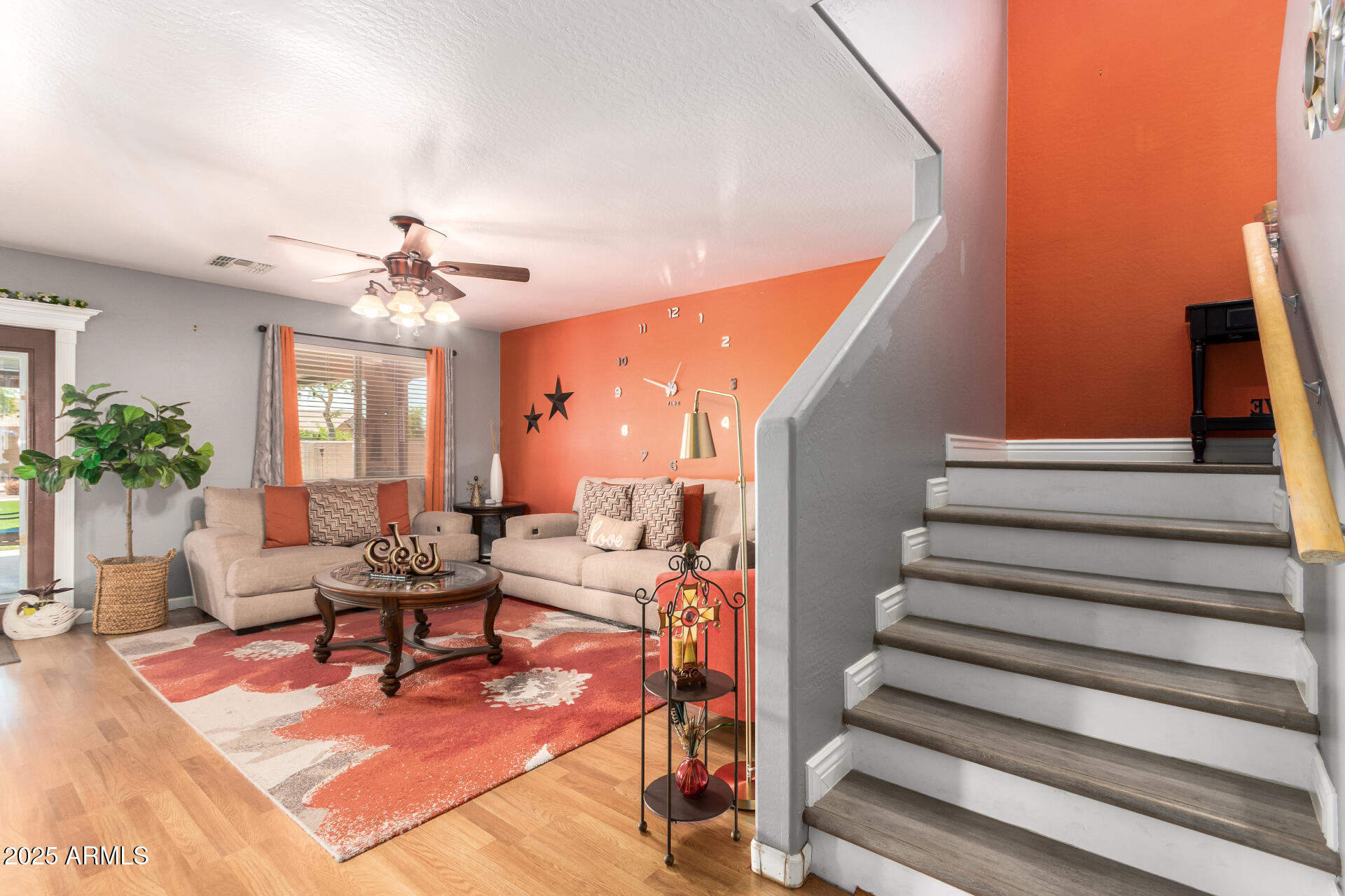 10941 W MINNEZONA Avenue