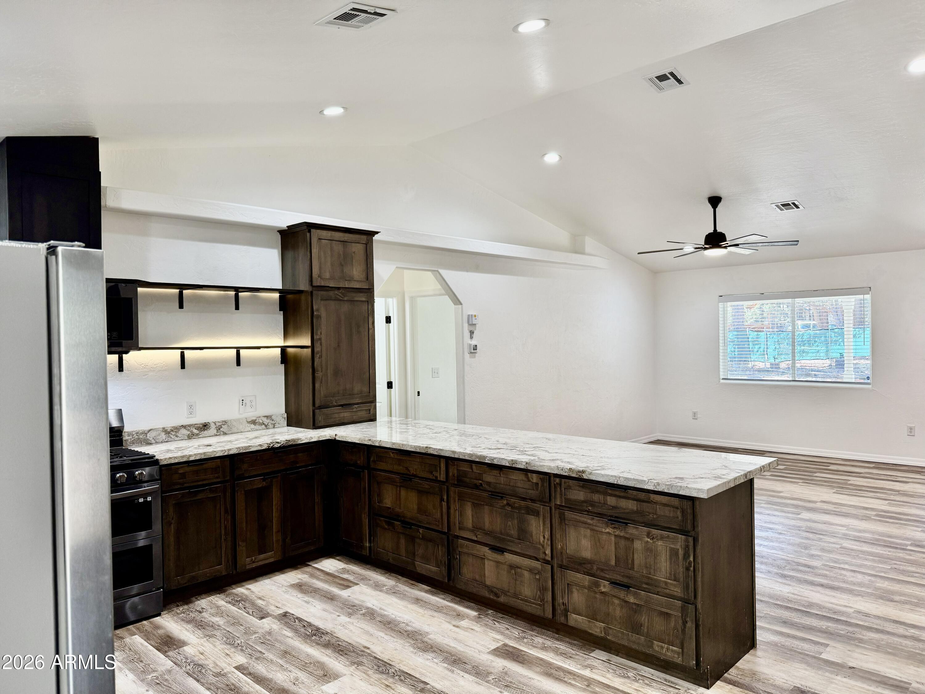 3918 MEADOW VIEW Drive