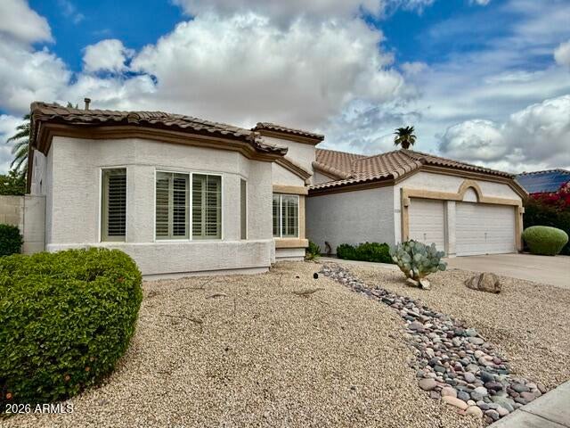 5526 E Woodridge Drive