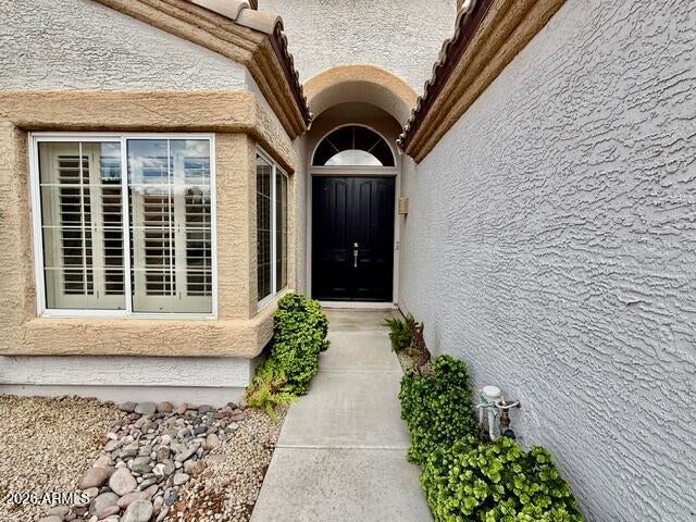 5526 E Woodridge Drive