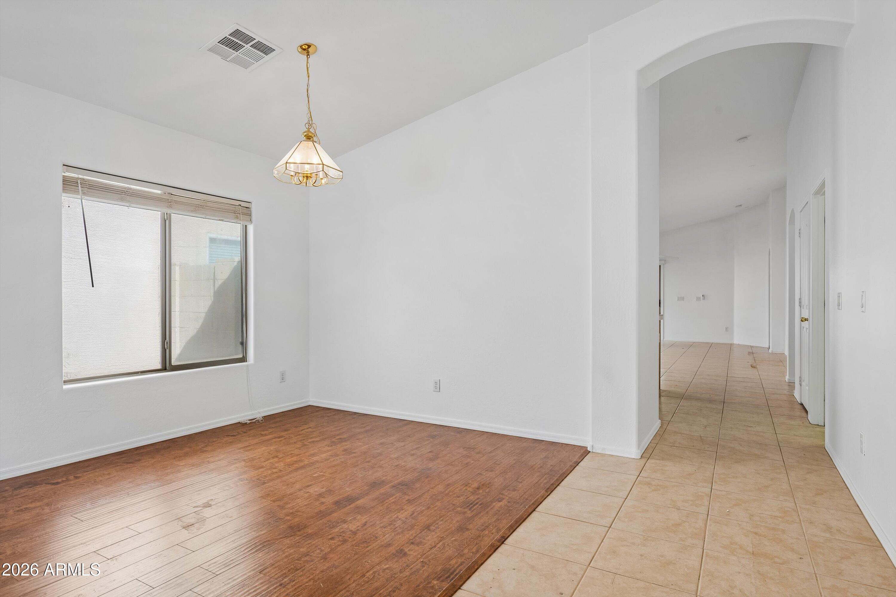 3216 W MINERAL BUTTE Drive