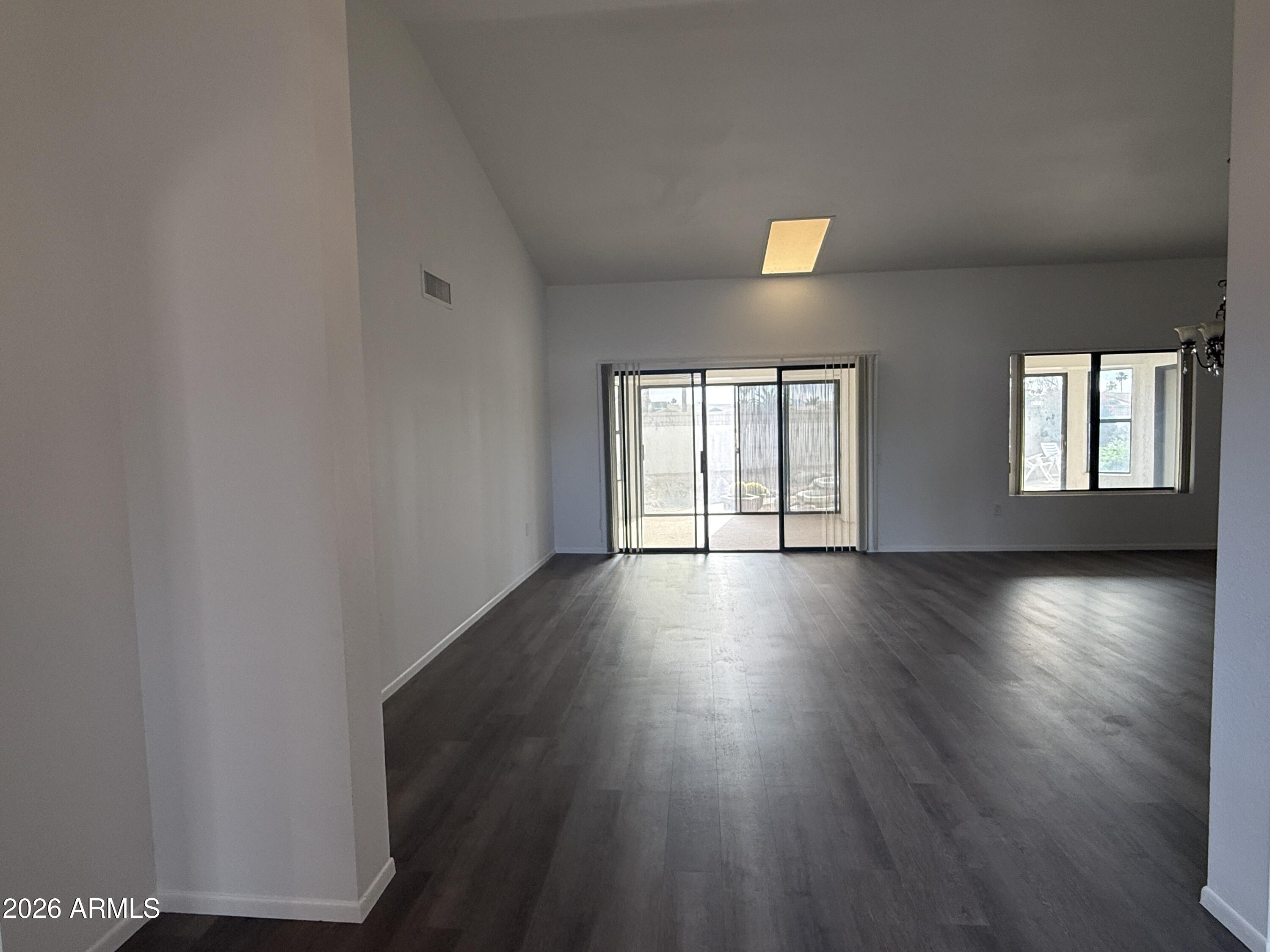 14427 W DESERT GLEN Drive