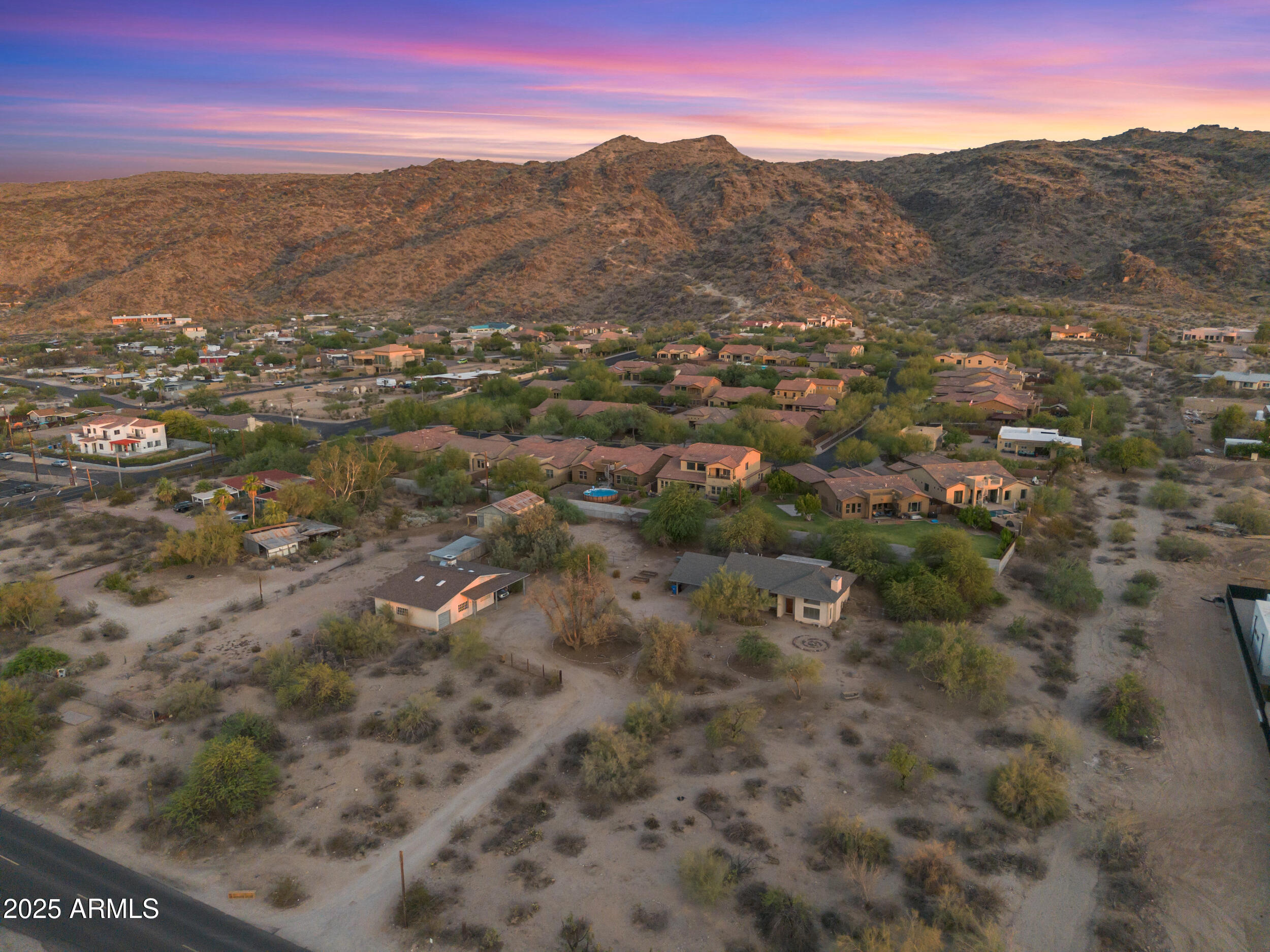 2315 E SOUTH MOUNTAIN Avenue -