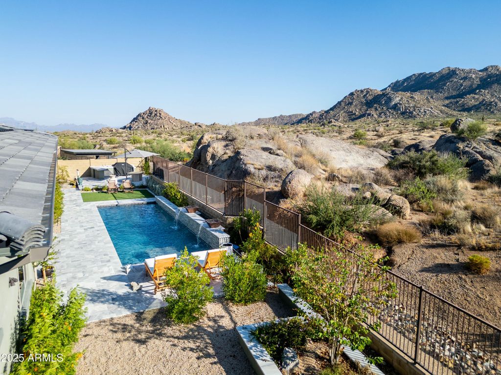 Photo of 13307 E Sand Hills Road, Scottsdale, AZ 85255 (MLS # 6919424)