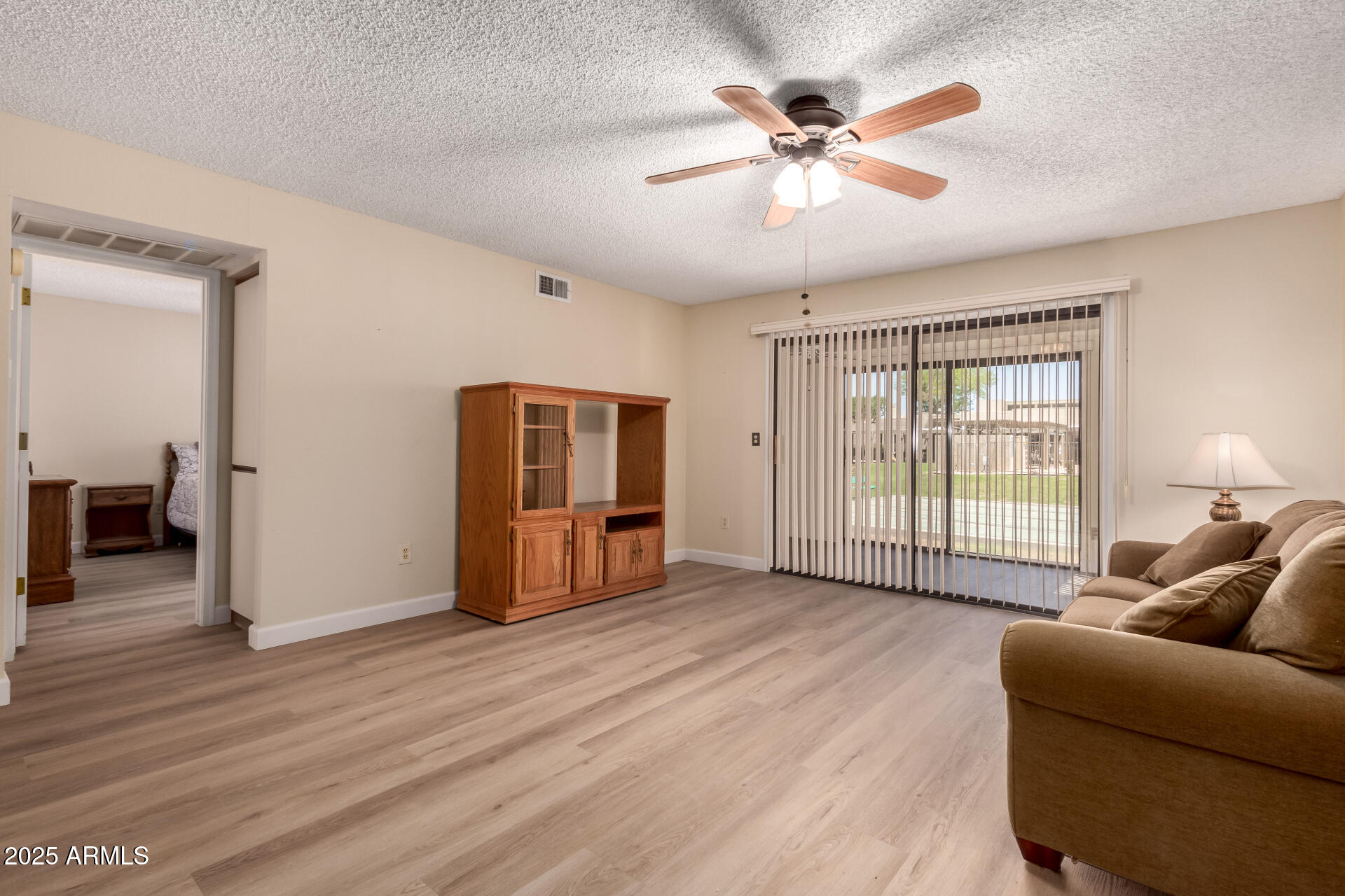 1021 S GREENFIELD Road 1194