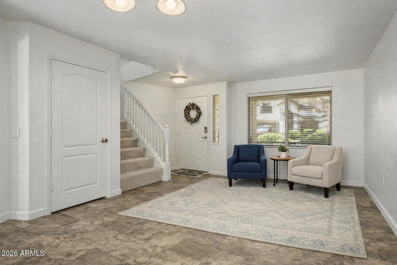 1337 W HEREFORD Drive