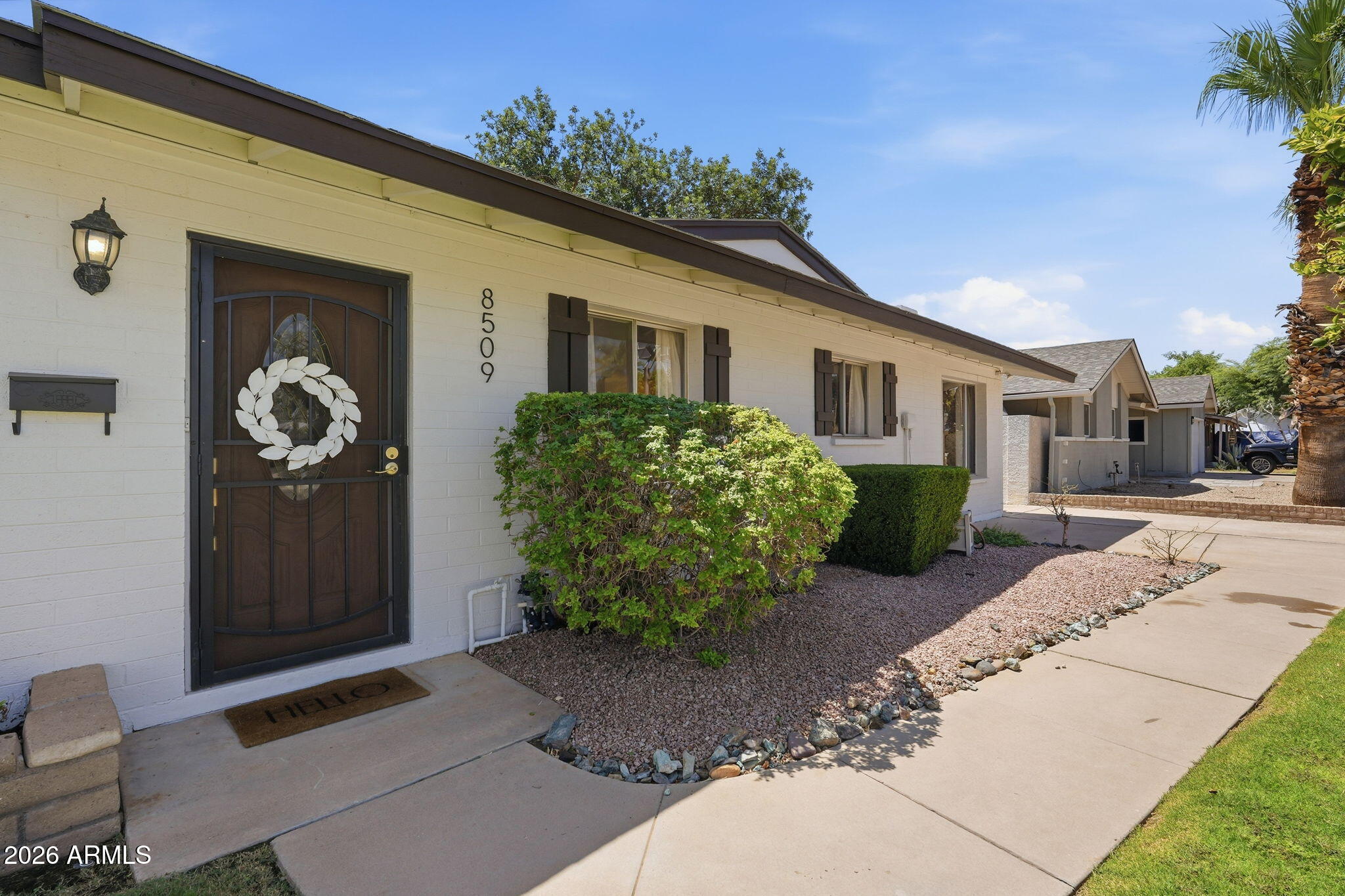 8509 E MACKENZIE Drive