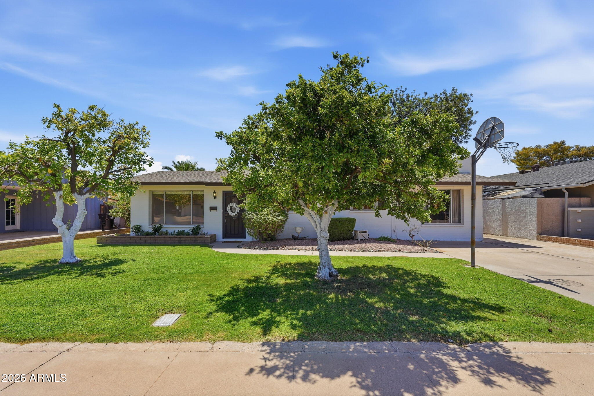 8509 E MACKENZIE Drive